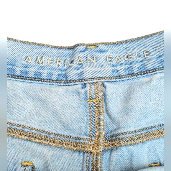American Eagle Light Wash Blue Denim Distressed Jean Shorts Summer Size 16 - Picture 11 of 12